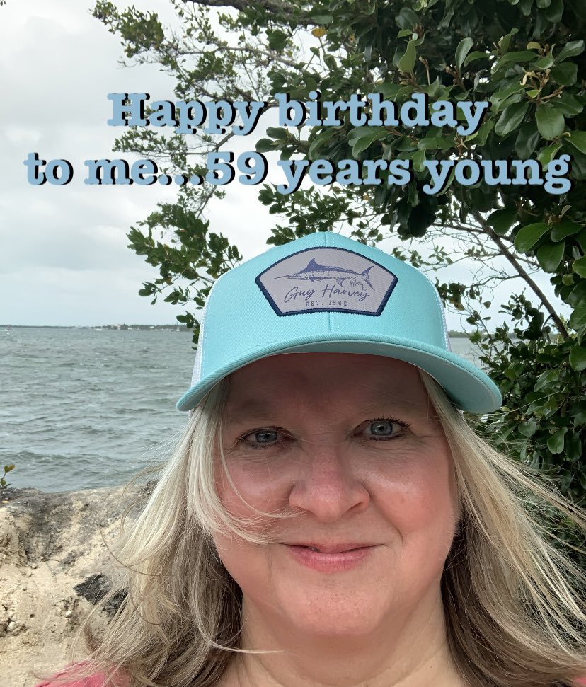 Yes!
That’s right.
I’m officially a year older.
🎈 🎈🎈🎈🎈🎈🎈🎈🎈🎈🎈 #birthdaygirl