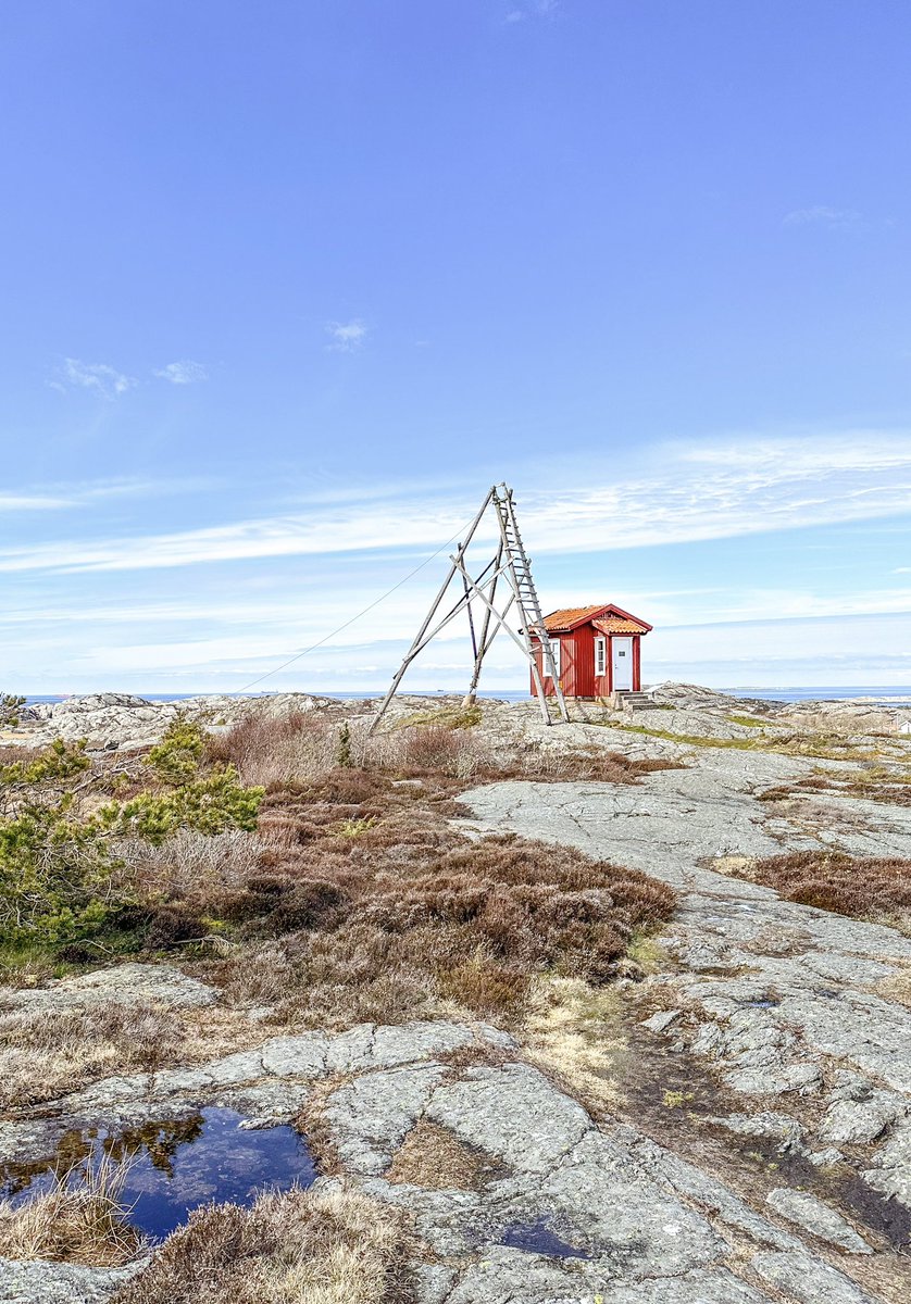 Peeteet's tweet photo. Vandaag in m’n uppie naar het eiland Gullholmen. Wat een beauty is dat zeg. 🇸🇪  #gullholmen https://t.co/OLw3yRUDL5