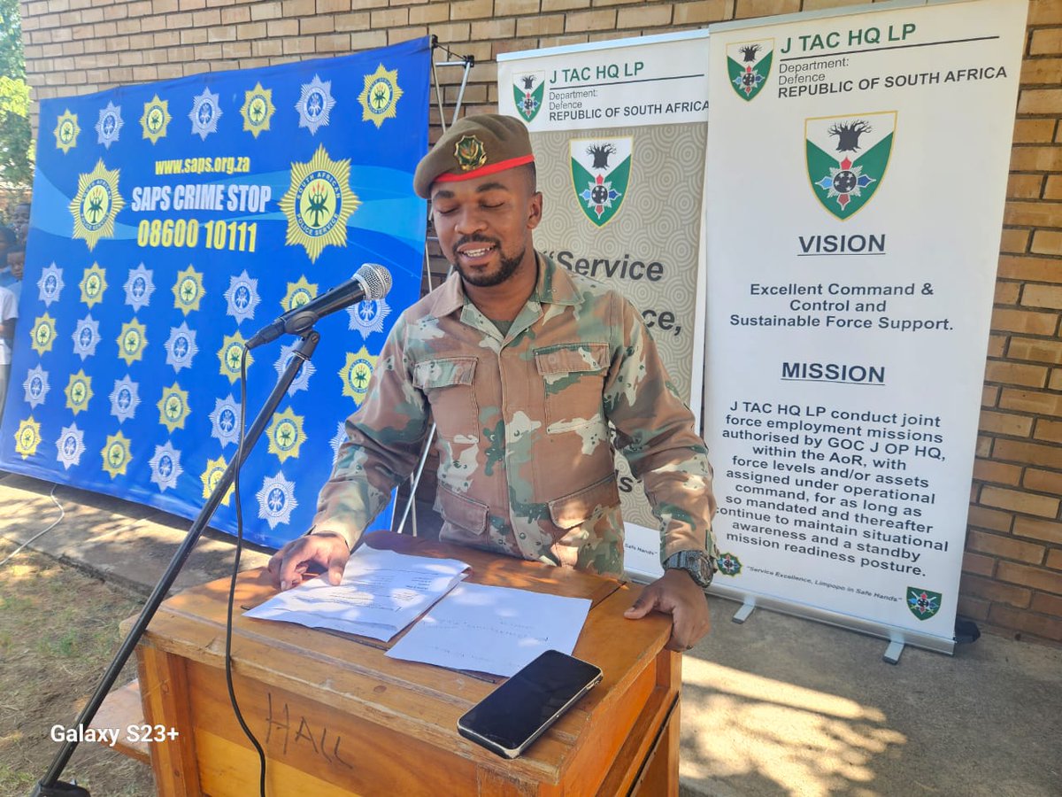 SANDF_ZA's tweet photo. READ || South African National Defence Force, The People’s Defence Force.
https://t.co/7h0DAlFfaL
#SANDF
#JointOperationsDivision
#OperationsPROSPER
#IllegalMining
#SANDFOutreachProgramme https://t.co/mNFPiVTuGY