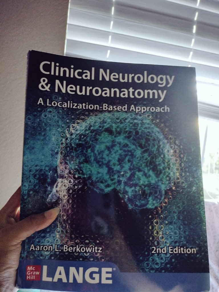 Thank you so much Dr. @AaronLBerkowitz for sending over this masterpiece ! 🥹🧠📖📚 Hope to see you soon!
#Grateful🙏🏼 #NeurologyProud #NeuroNerd