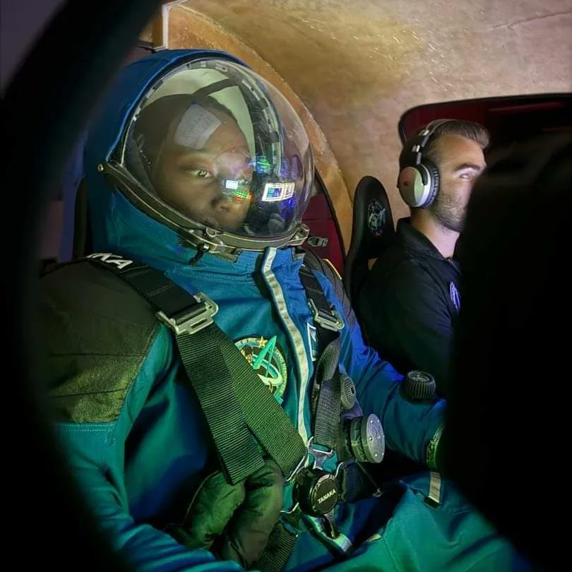 "At just 16, Thomas Machingaidze is soaring towards the stars as Zimbabwe's first astronaut trainee! Enrolled at the International Institute of Astronautical Sciences in the US, he's already making waves in the world of space exploration! 🚀🌌
#ZimbabweAstronaut #DStv293