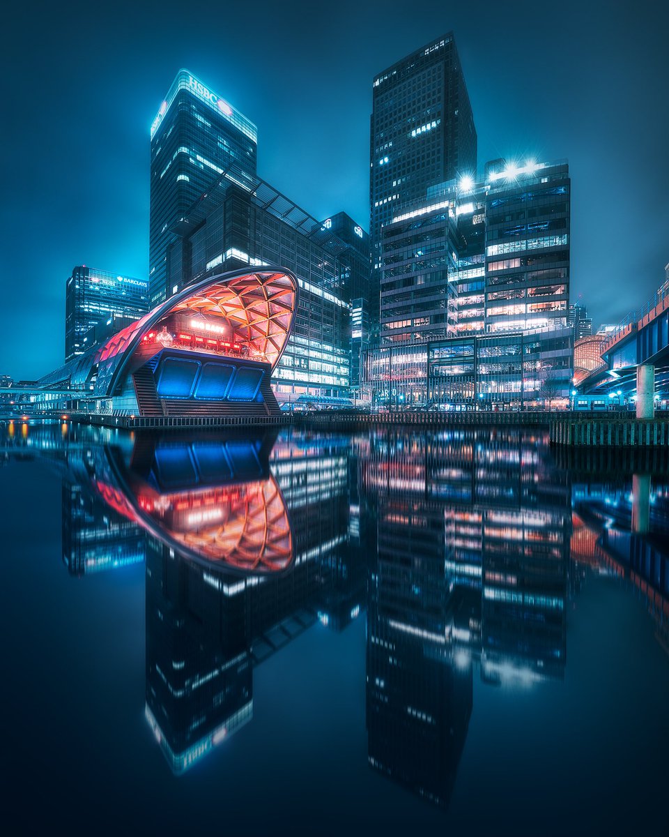 LauraGzoPhoto's tweet photo. ‘Futuristic City’

Nueva foto en mi galería de Londres que espero que os guste. ❤️🇬🇧
👉 https://t.co/Q4M4D5c4IK https://t.co/gYDhYe6Lb0