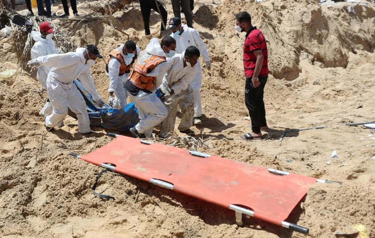 South Africa calls for an impartial probe into the discovery of mass graves in Nasser Hospital in the Gaza Strip where Israeli forces have been stationed.