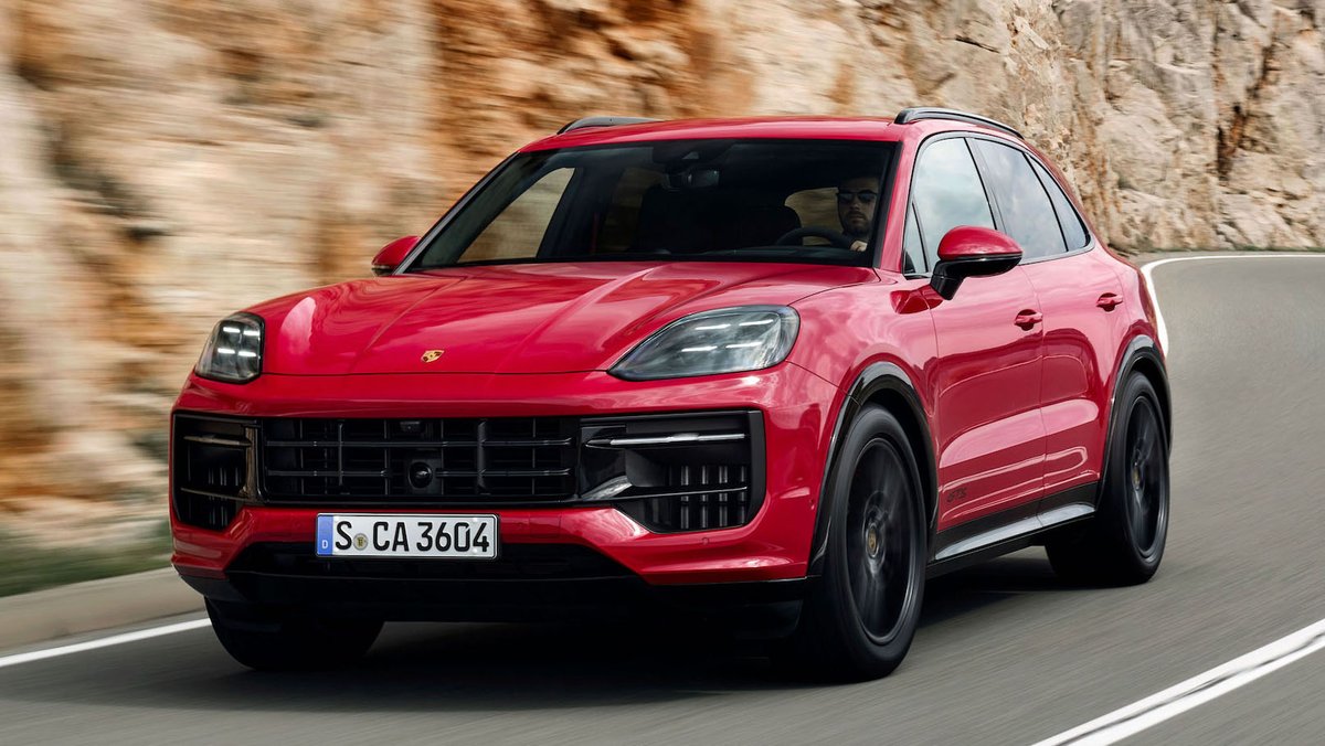 The £106k Porsche Cayenne GTS now has 493bhp and a softer chassis. Other changes include air suspension and a curved infotainment screen from standard to work alongside the minor exterior refresh → topgear.com/car-news/suvs/…