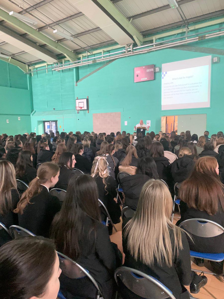 A powerful assembly for our Y11 & Y12 girls @StPetersSch this morning from @WMPolice! Advice & guidance on how to keep safe, support their well- being! Apps like Ask Angela v useful! Thank you to all those involved #FaithisourFoundation #Safeguarding
