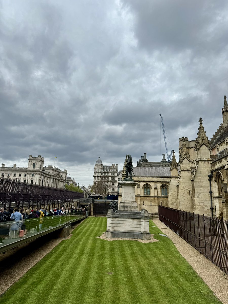 Dr Geraint Preest tweet media