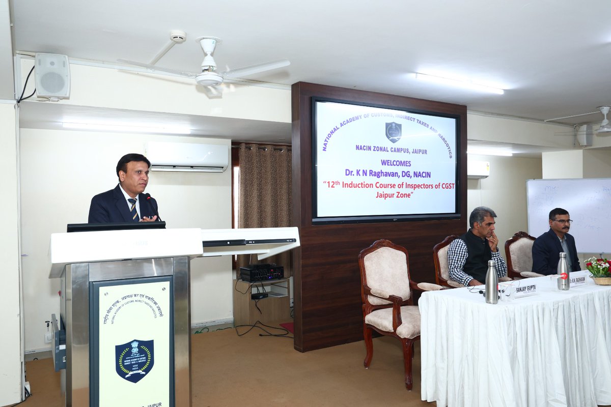 NACIN Jaipur organised an interactive session on 24.04.2024 for trainee inspectors of 12th and 13th Induction Course. Sh. K.N Raghavan, Director General, NACIN interacted with the trainee Inspectors.