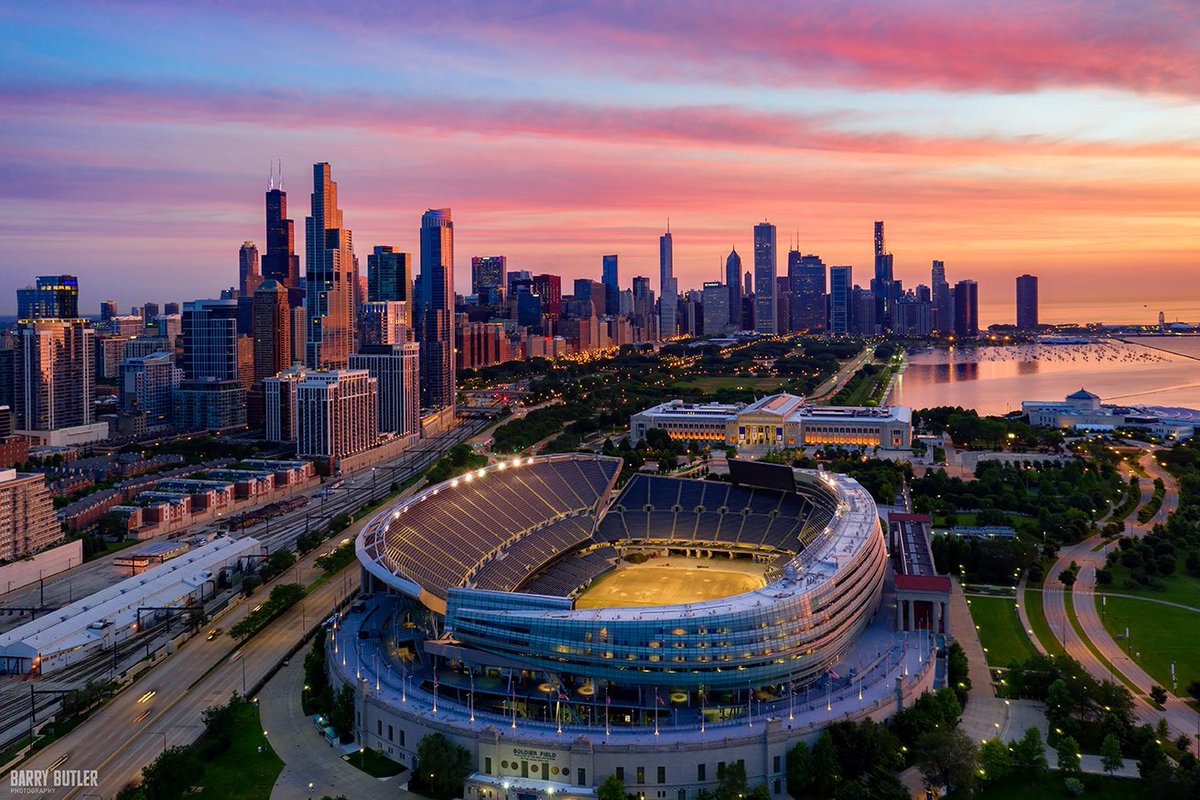 The Chicago Bears will unveil a plan for new lakefront stadium at noon today. Tomorrow, the Bears have the #1 pick in the 2024 NFL Draft. Thoughts?