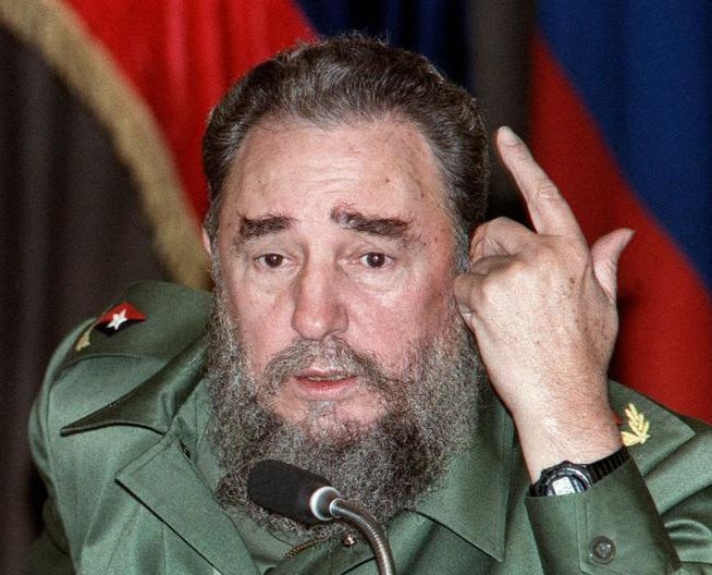 #DeZurdaPor que hago mías estas palabras de nuestro Comandante en Jefe Fidel Castro Ruz. 'Soy un hombre que no cambia sus ideas por dinero'. #DeZurdaTeam @DeZurdaTeam_