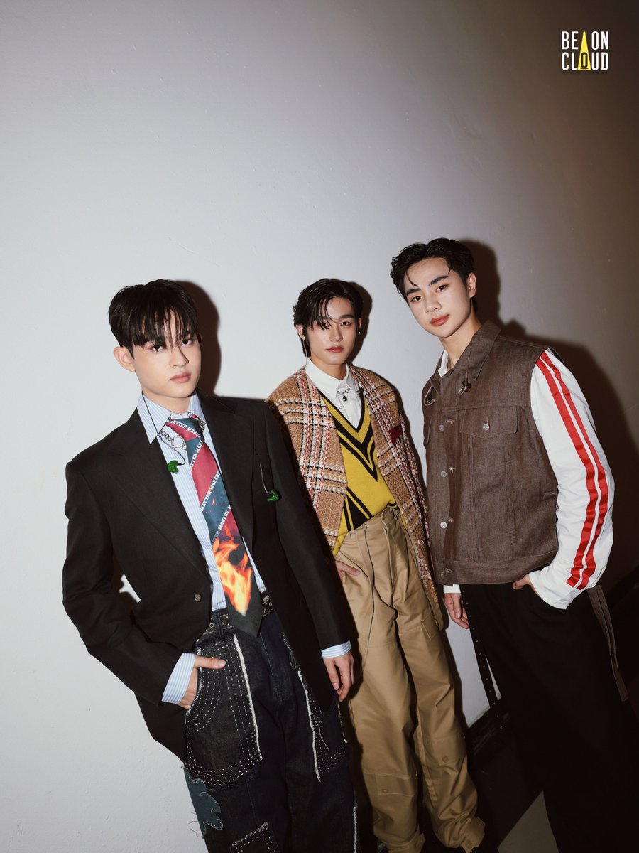 beoncloud_th's tweet photo. ลุคหล่อ ๆ ของ ต้า คอปเปอร์ บาร์โค้ด ที่งาน BFF FAN MEETING WITH TA-COPPER-BARCODE 🫶🏼✨มาสนุกไปด้วยกันในงานนะครับบ 😊

#BFF_TaCopperBarcode https://t.co/M6bEQrcz5p