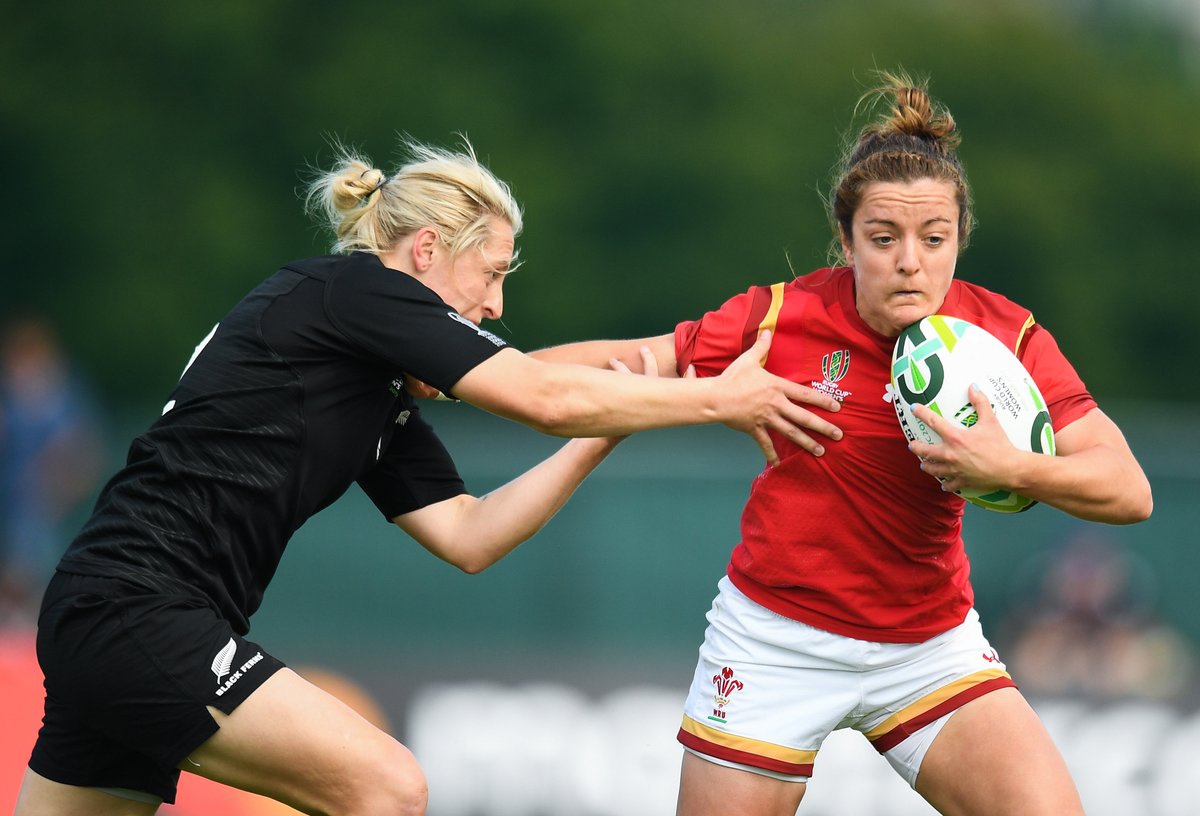 Wales' 'Complacency' has cost them this Six Nations says former three quarter Elen Evans. Wales have yet to win in this years' Six Nations having finished third in the last two championships. Read more here 👉sportin.wales/wales-complace…