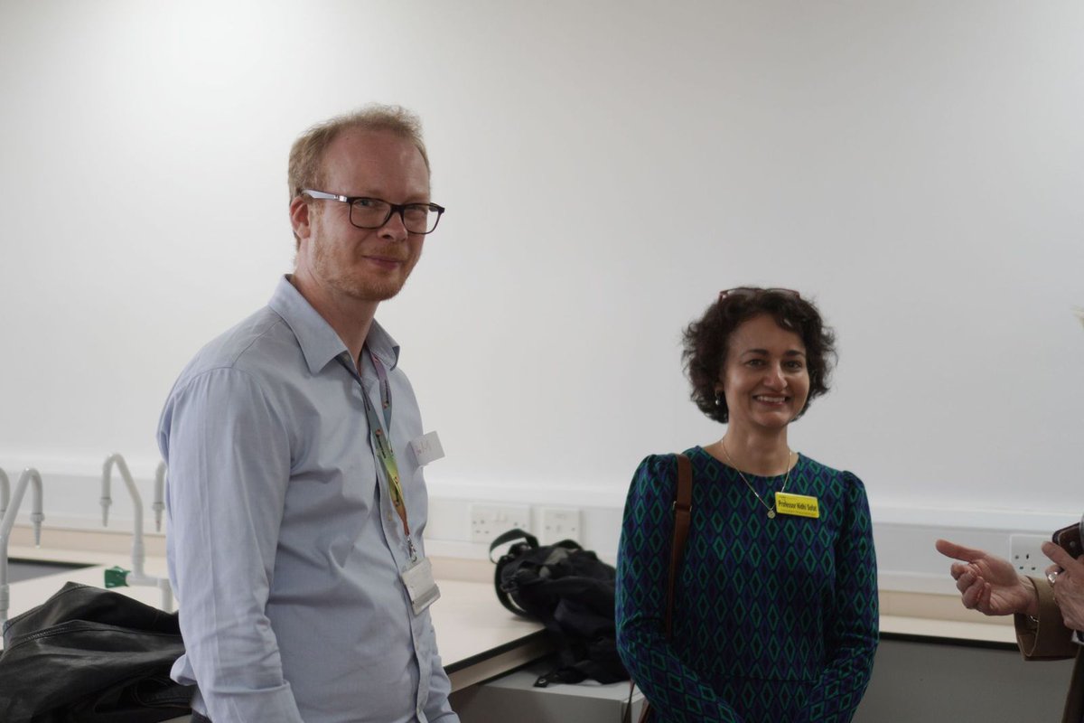 Some photos from our ResearchAware Taster Day interactive event where current and future research students could learn more about the variety of clinical and biomedical research being undertaken at St George's 🔬