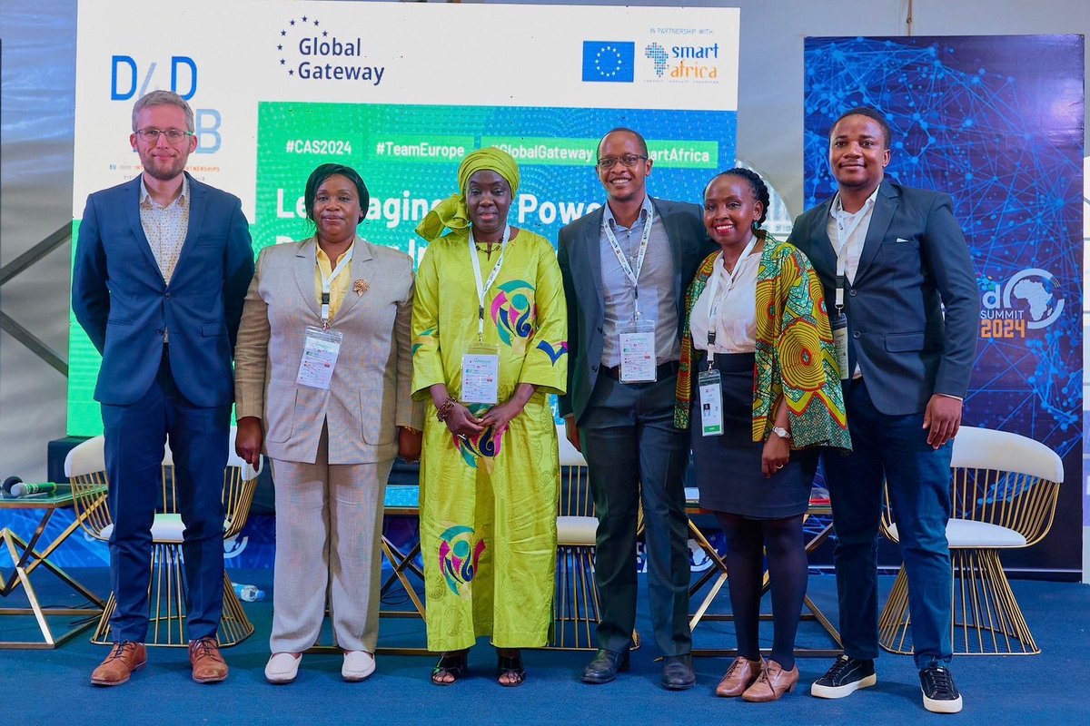 Leveraging the power of #data for innovation and local development was one of the highlights of @CAS2024_ organised by @RealSmartAfrica @D4DHub_EU and #ESTDEV
Insightful discussion about the role of trust, and responsible data practice in creating value and empowering individuals