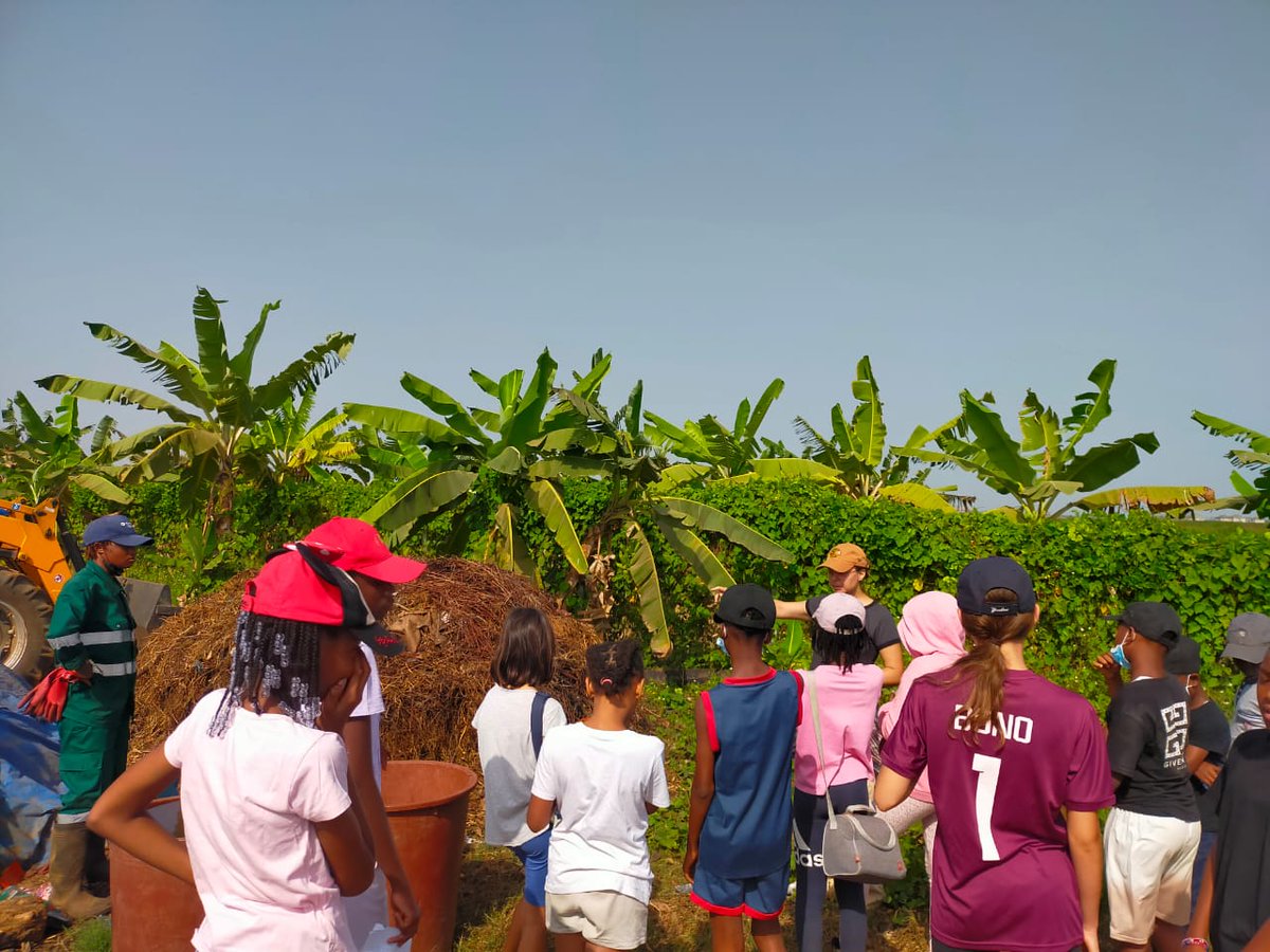 Lycée Albert Camus Conakry tweet media