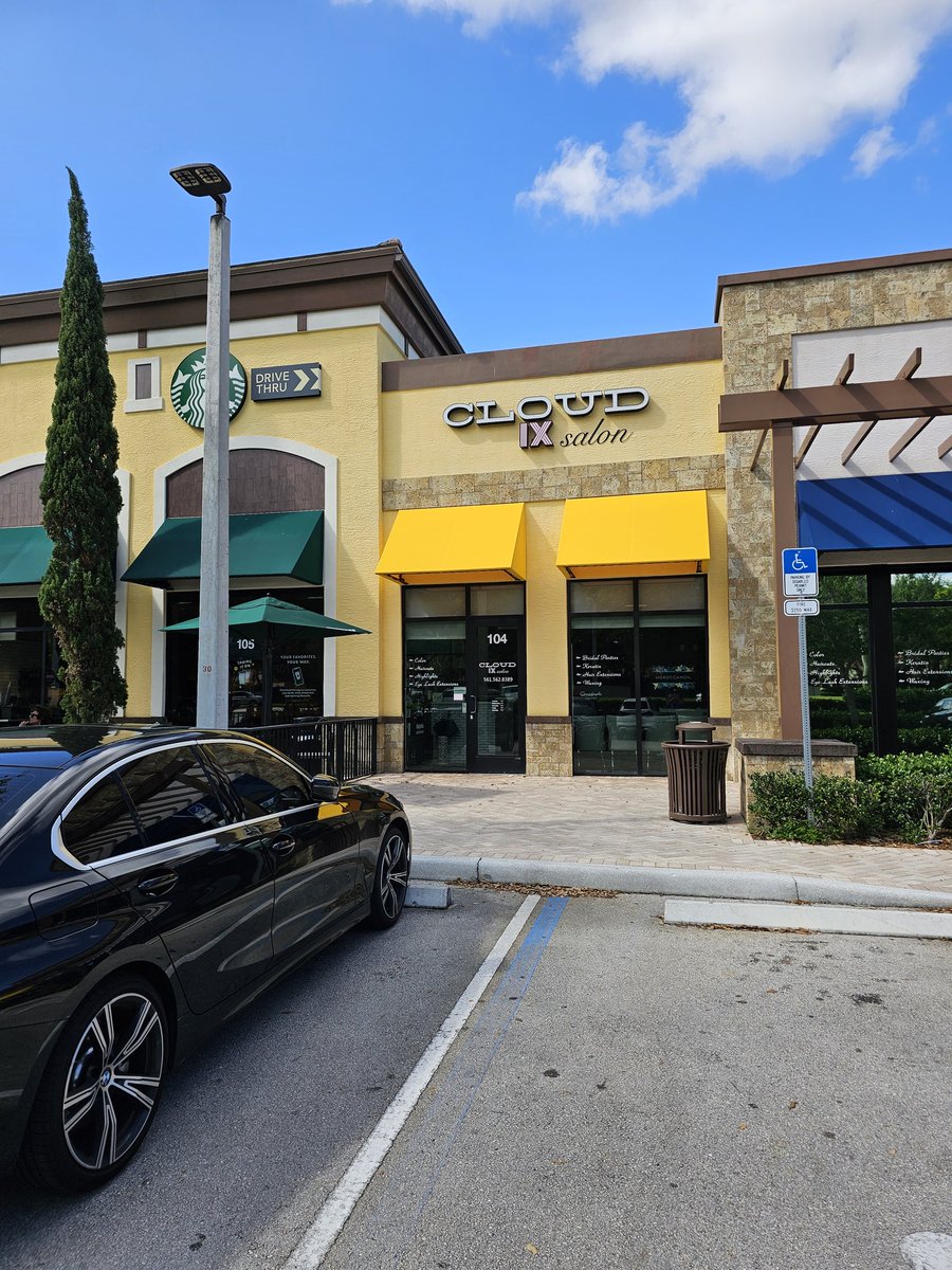 Care of @PBCountySheriff and @oprfloridahigh1 Please note that these 2 stores Cloud 1X Salon and @Starbucks @StarbucksNews are now starting to try and take law into their own hands by sending people to try and Intimidate me. Yesterday they were parked in the back of burgerfi