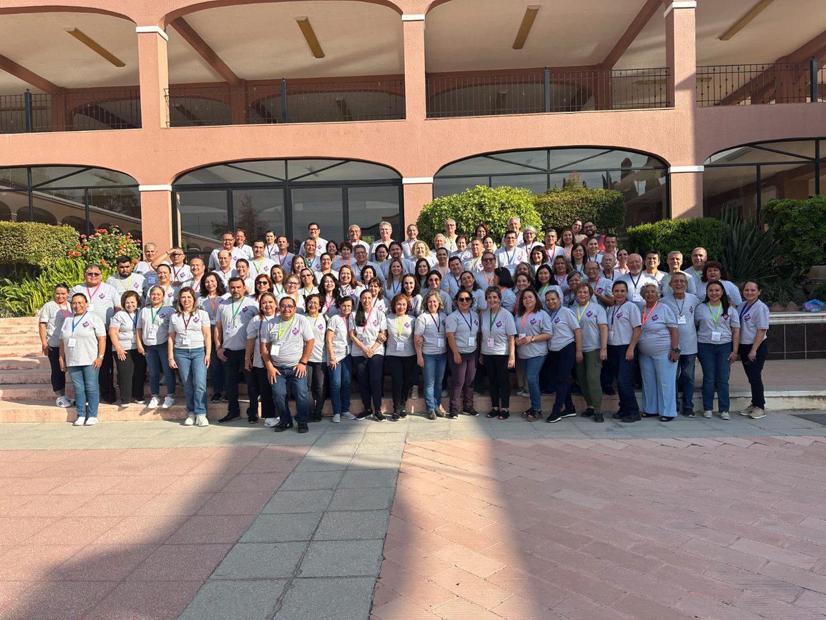 fms_champagnat's tweet photo. ¡Una experiencia llena de hermandad y compromiso!
Las Fraternidades del Movimiento Champagnat de la Familia Marista de las provincias México Central y México Occidental se reunieron en el "XXVII Encuentro Nacional".
🔗Detalles...https://t.co/oOGN9toKuB
#MCFM #MaristasMexico https://t.co/095SlFFOO1