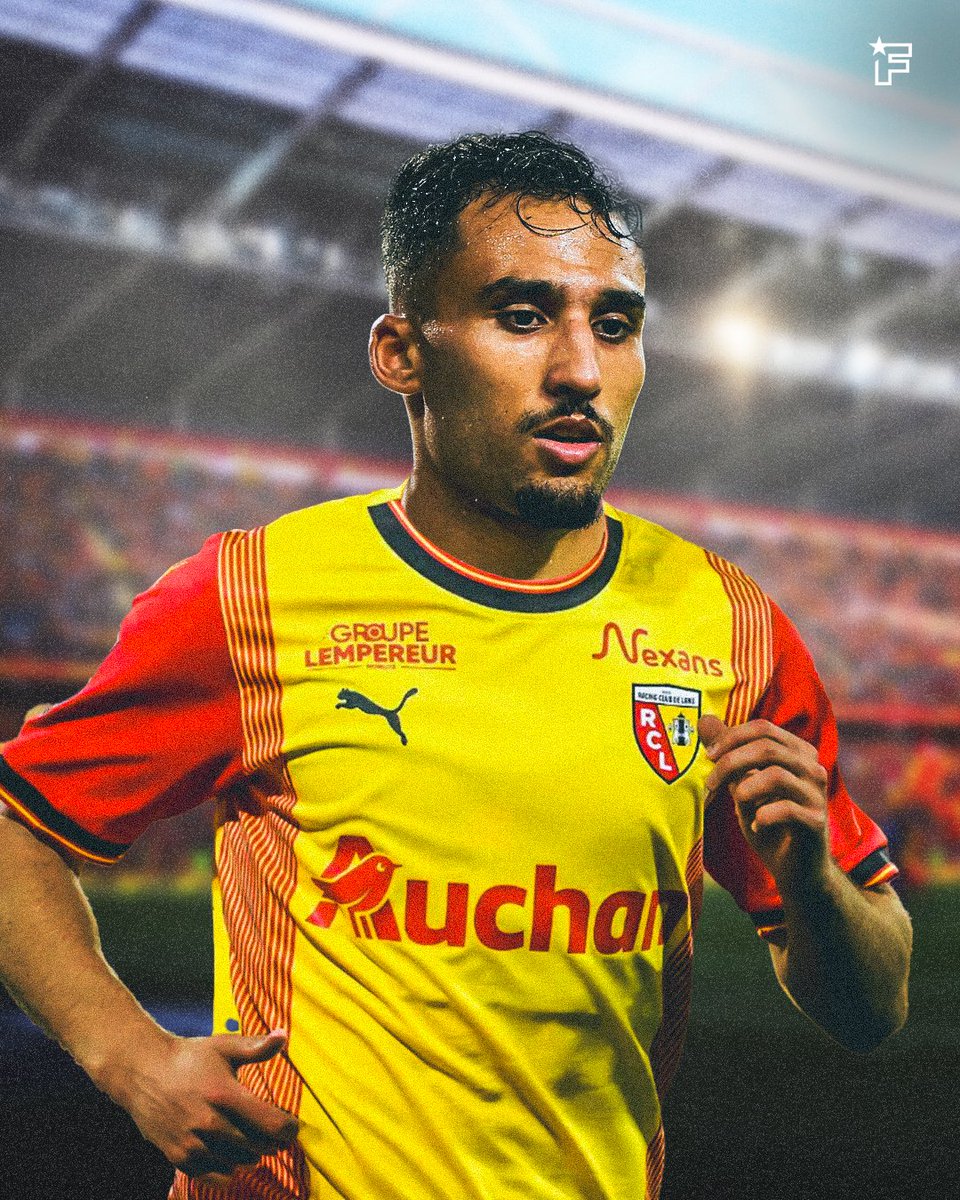 🚨🔴🟡 #Mercato #rclens 💣 Le RC Lens est en discussion avec 5 joueurs pour le mercato estival : ▪️ Rafik Guitane 🇩🇿 (Estoril, ex-Rennes) ▪️ Sidi Bane 🇸🇳(BATE Borisov) ▪️ Abdoulaye Kanté 🇨🇮 (ESTAC) ▪️ Carlos Teran 🇨🇴 (Chicago Fire) ▪️Alex Daho 🇫🇷🇨🇮 (Sochaux) w @Santi_J_FM