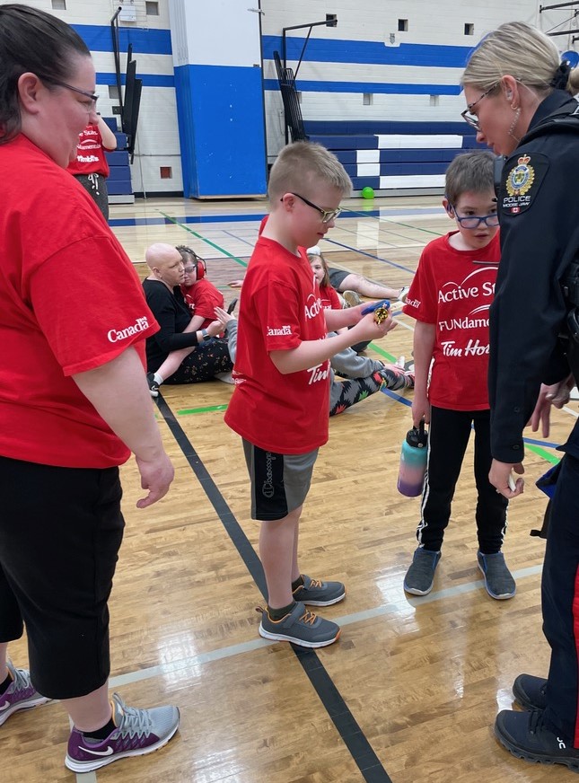 MJPolice's tweet photo. On Sunday, our very own Cst. Hoffman went and hung out with Special Olympics- Moose Jaw, as they wrapped up their Active Start/Fundamentals program for the year.

She got to play "Jail Tag" and hang out with so many great people.

Thank you Special Olympics Moose Jaw! https://t.co/WP536B8hit