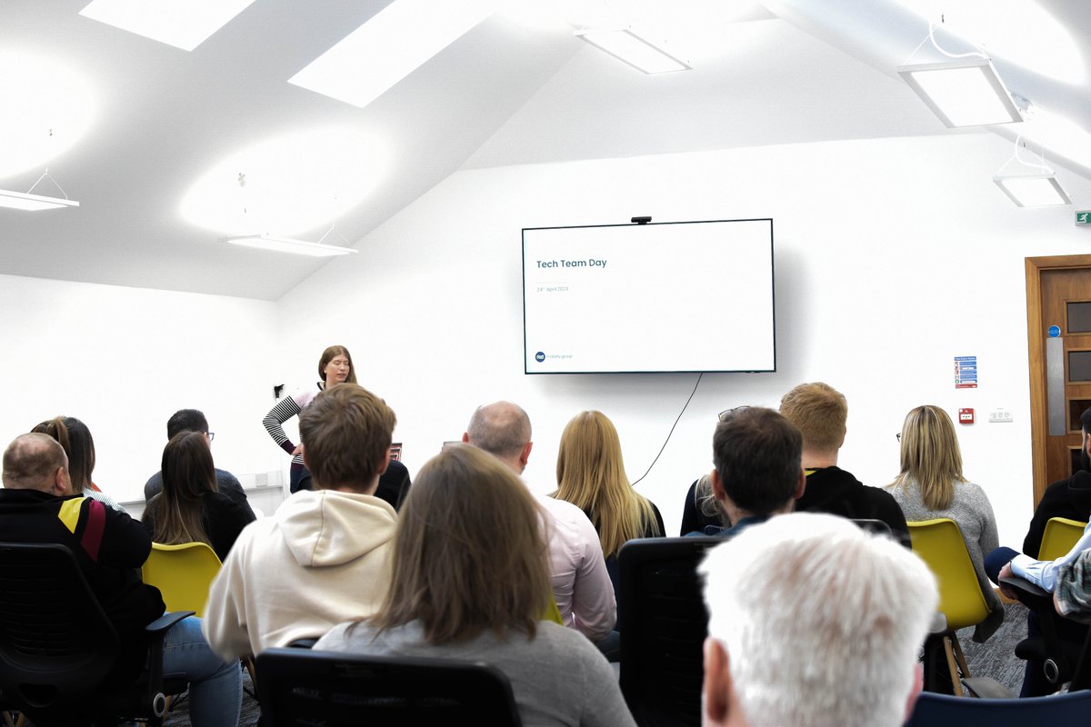 fleetondemand's tweet image. Congratulations to Tracy McCulla, our FOD Legend of the Quarter! 🌟 

Tracy lead the development on our award-winning GT Suite. Her empathy &amp;amp; professionalism inspire us all. 

#lifeatFOD #GTSuite