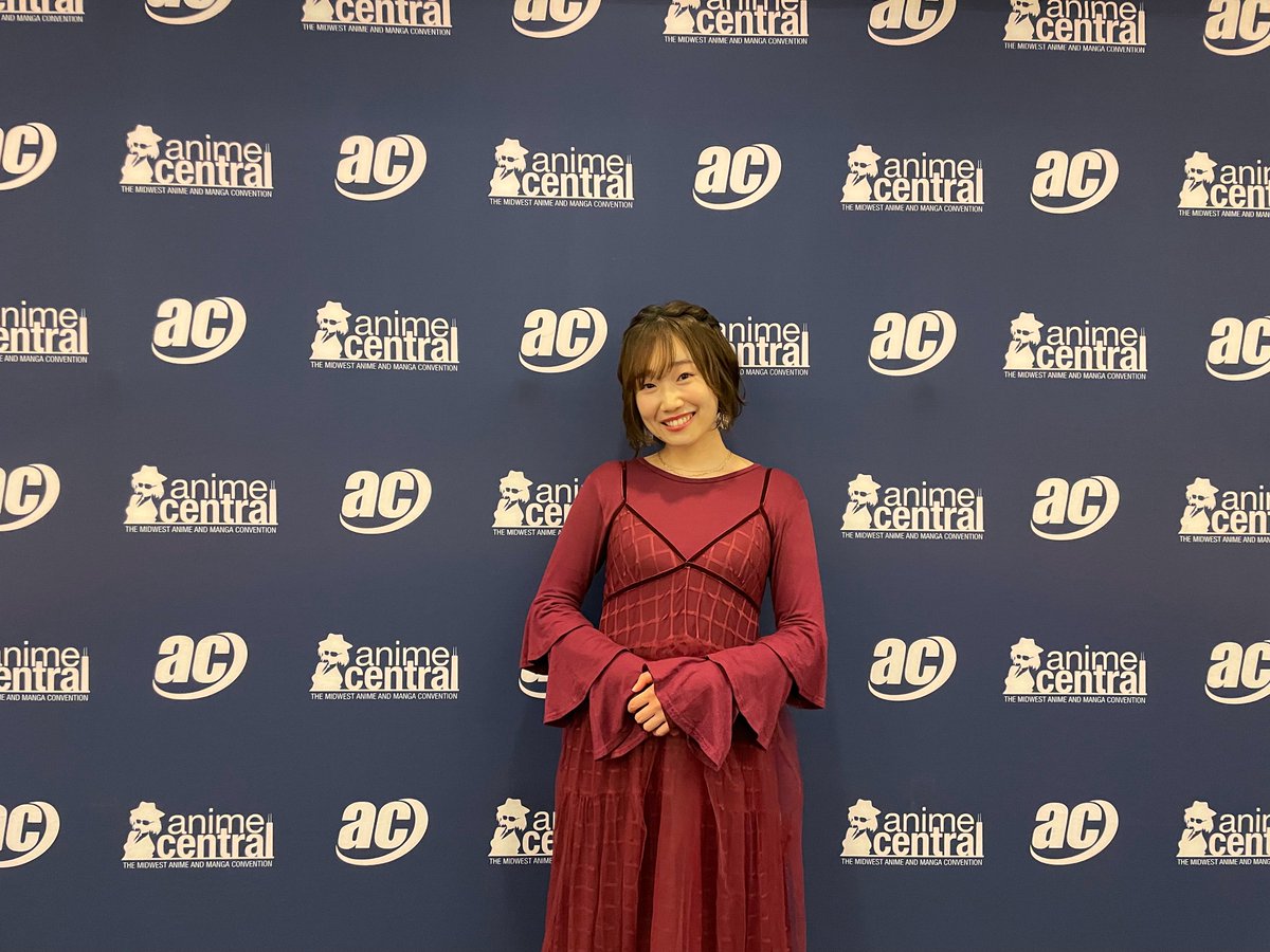 INTERVIEW: We had the opportunity to interview singer and voice actor @AzusaTadokoro at Anime Central 2023 as she speaks about her roles in games and anime, as well as what it’s like to revisit old characters! Read about it here 👉 atani.me/azusatadokoro-…