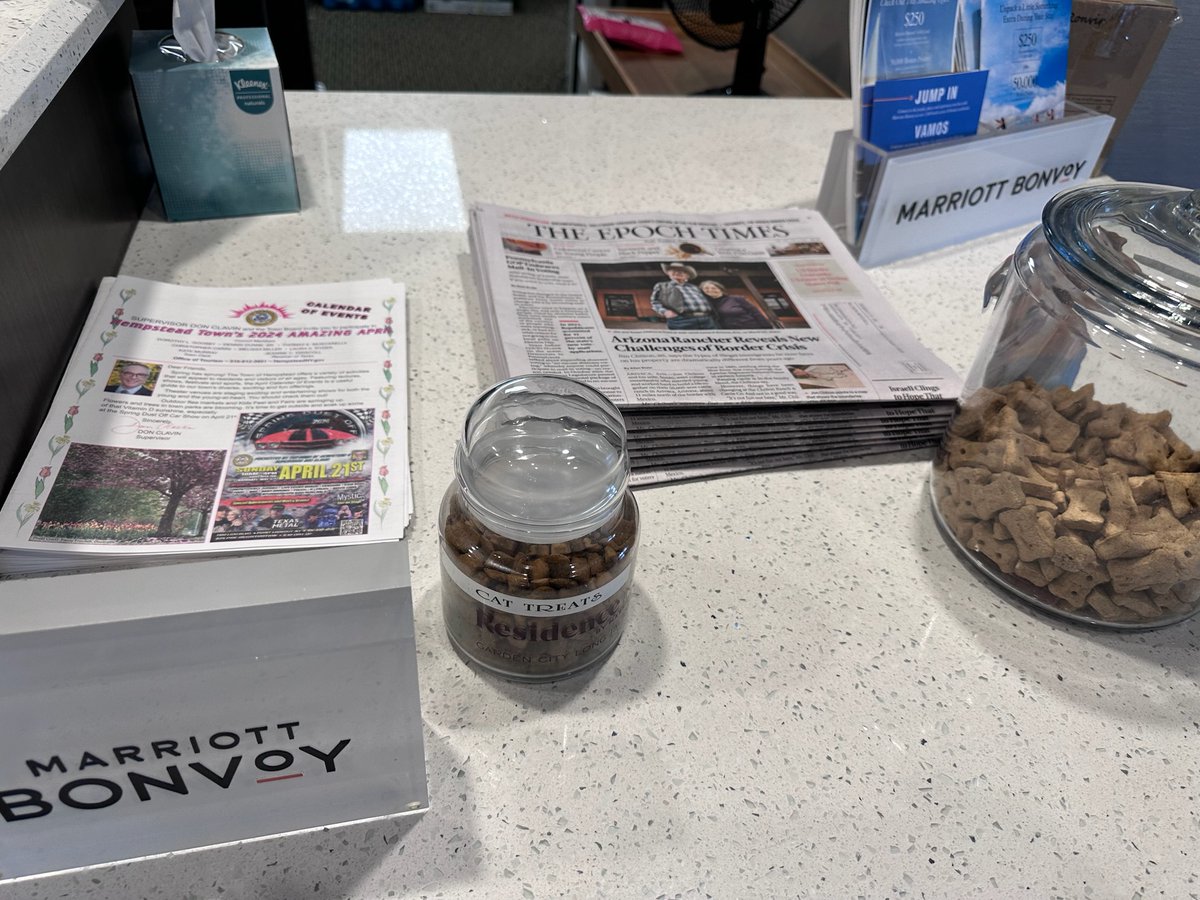 The Residence Inn in Garden City NY from @Marriott offers the conspiracy-pushing Epoch Times right inside the front door. Enjoy reading how January 6 was federal plot with your breakfast!