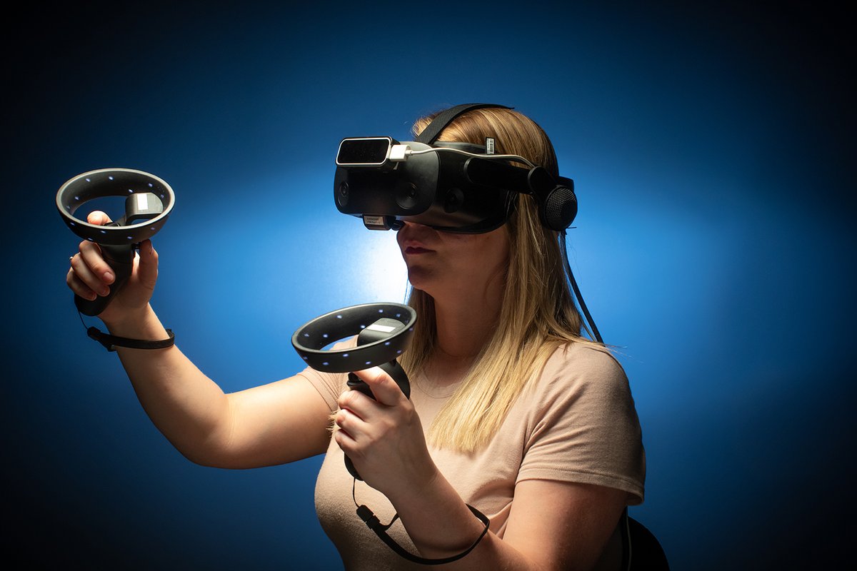 Can virtual reality help cure motion sickness? Award-winning writer Nina Dragicevic visits PerceptionLab to find out in this month's edition of #ThisIsKITE Learn how this tiny lab is driving critical research in this field: bit.ly/3UxHQbA