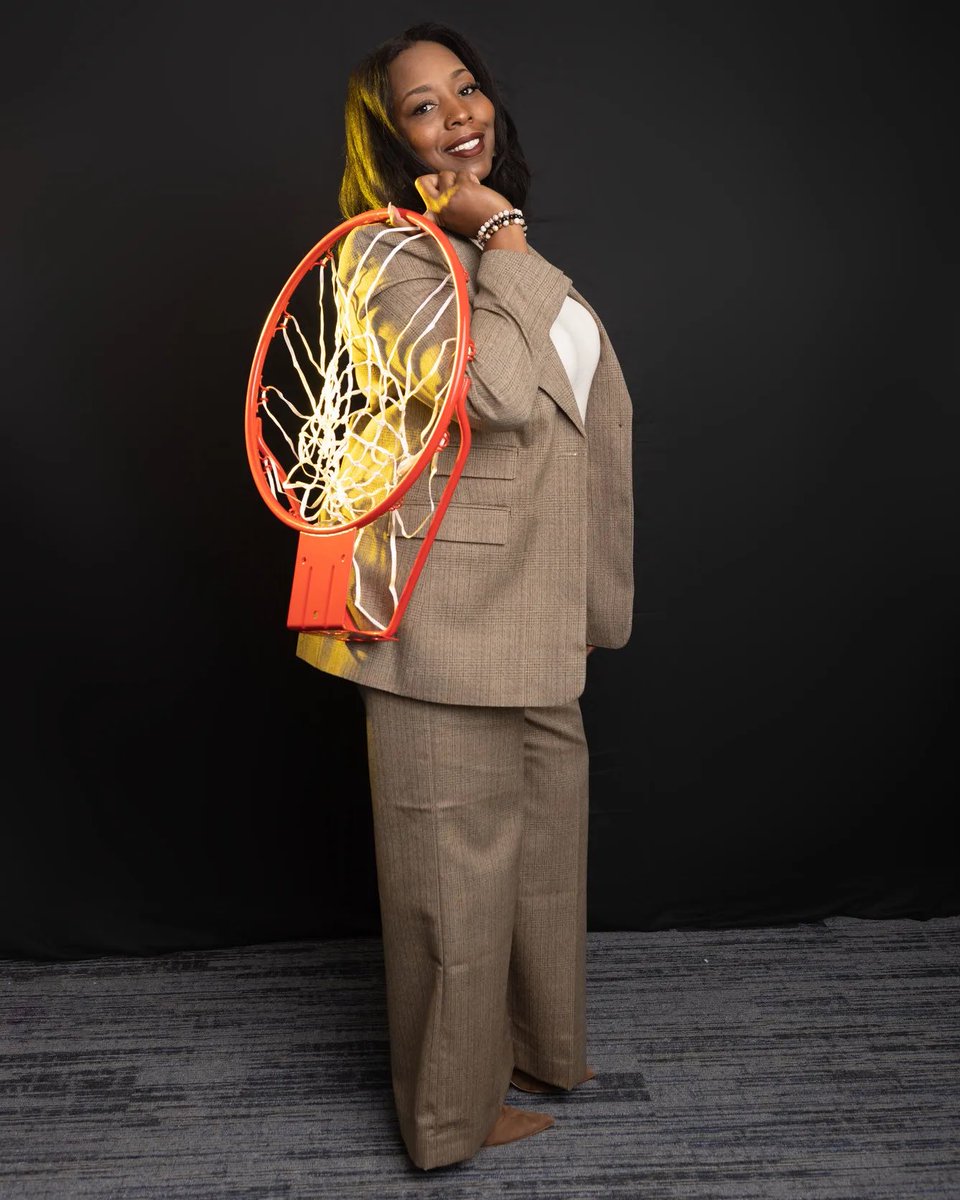 In her first season with Grambling State, Head Coach Courtney Simmons has steered the Lady Tigers to their highest number of victories in a single season since the 1999-00 season (23). 

Following a challenging (10-20) record the previous season, Simmons masterminded a remarkable