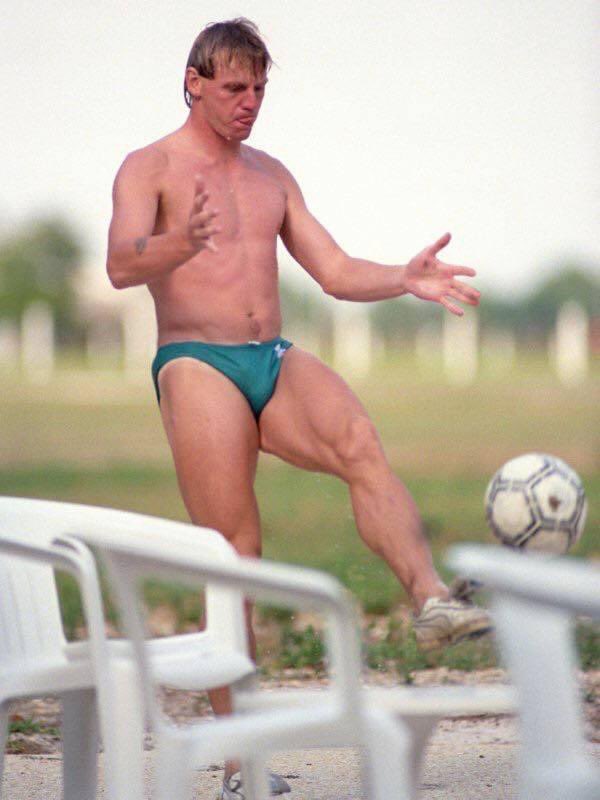 Tom Cullen tweet media