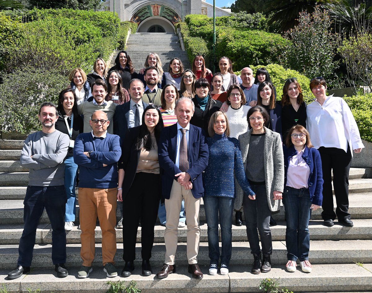 Oggi festeggiamo i nostri eccellenti ricercatori, che vedono riconosciuta la professionalità profusa in tanti anni di servizio. La direzione dell'Istituto ha approvato la stabilizzazione di 32 professionisti dell'Istituto Gaslini. ➡️linkedin.com/feed/update/ur…