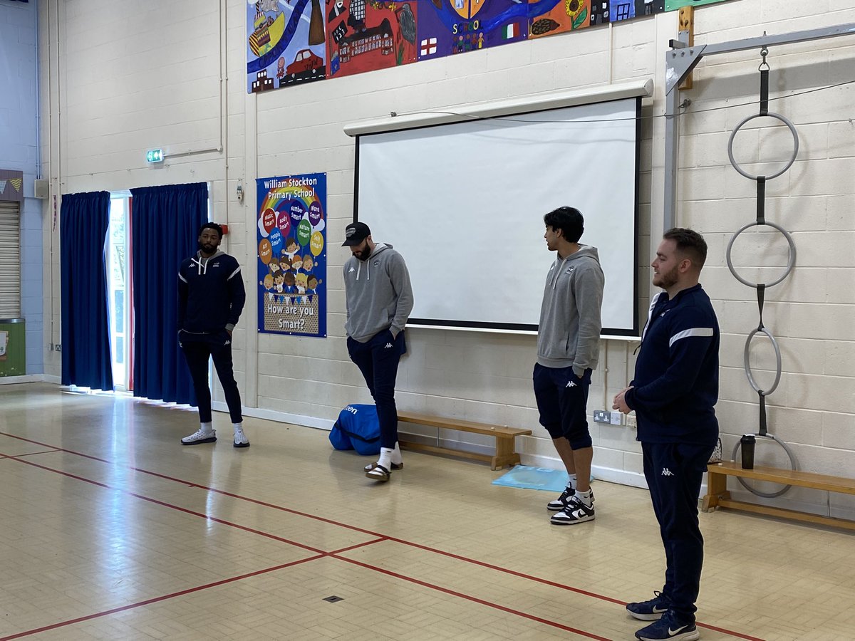 Class 6F tweet media