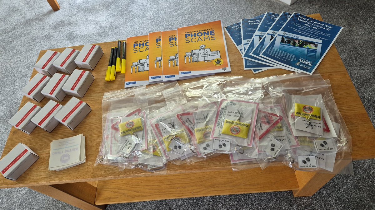 Today PCSO Fletcher and I delivered a Fraud/Crime prevention  input to the Bingley residents at Lyndhurst Flower Fund Homes. Thank you for making us feel so welcome 👮‍♀️👮‍♂️☕️🧁
