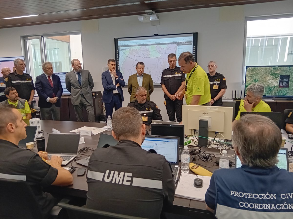 E112Andalucia's tweet photo. #UMEX2024 El ejercicio plantea una catástrofe derivada de dos terremotos en la provincia de #Jaén
🎯 El objetivo: poner a prueba la coordinación, comunicación y respuesta en caso de riesgo sísmico así como la integración de las comunidades en el Plan Estatal de Emerg #Plegem https://t.co/baaowUbfnT