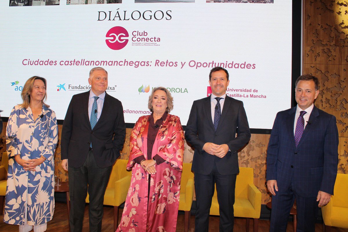 AytoAlbacete's tweet image. 🔵 @Selopezmanuel destaca la importancia del municipalismo para mejorar la calidad de vida de los ciudadanos durante su participación en el foro organizado por #ClubConecta en 📍Madrid