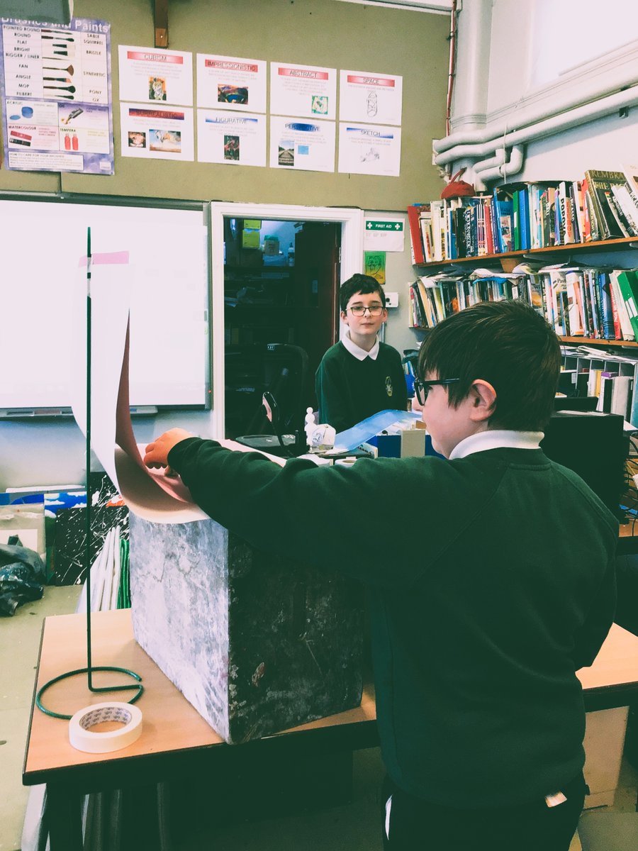 'Animation is a collaborative art form that brings people together.' - Brad Bird

Mr Grange's enrichment group are learning about all things animation.

😎

@MillomSchool 

#takepart #betterlearner #TakeResponsibility #enrichmentactivities #animation