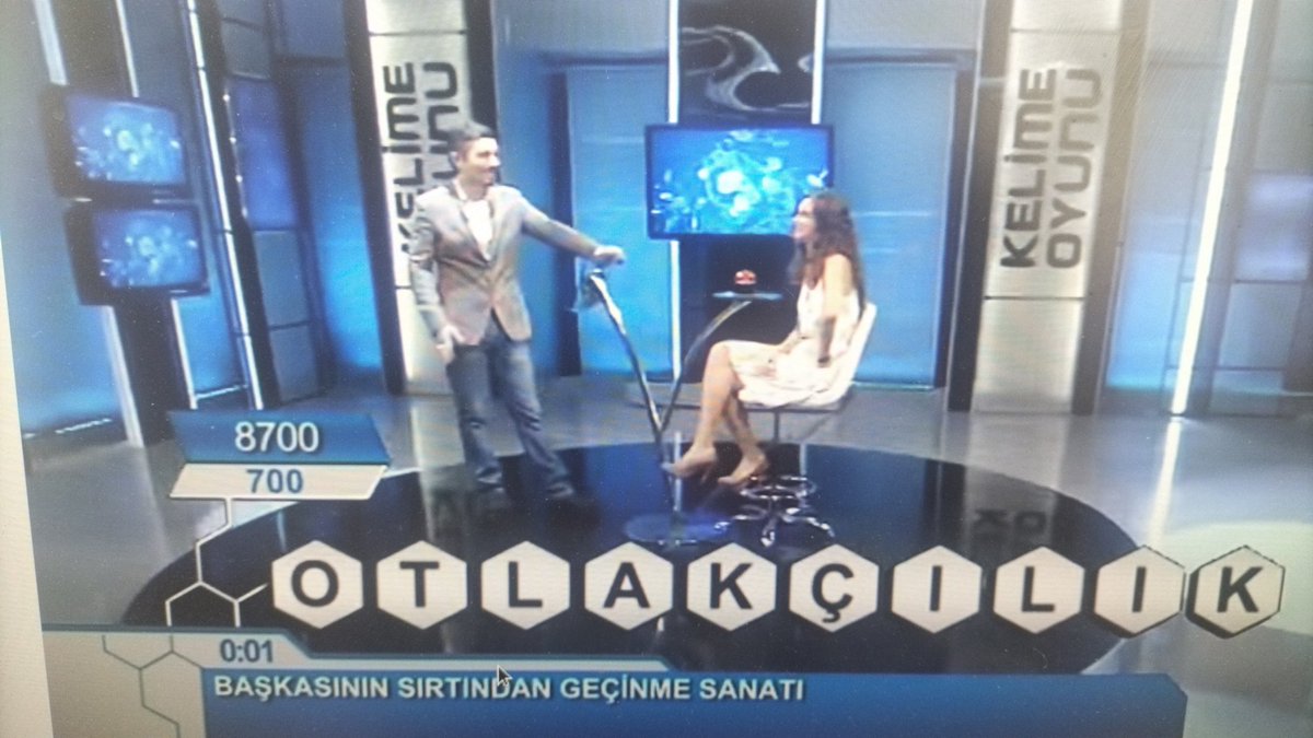 siyahatesh's tweet photo. Biz de sanatçıymışız da haberimiz yokmuş 🙃 https://t.co/LEJwN5VBXT