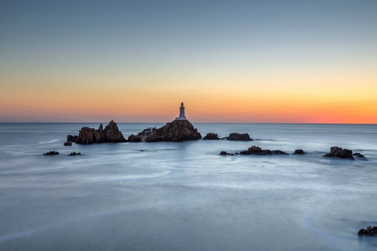 150 years ago today the first lighthouse in the UK built of concrete was lit. I have spent many relaxing hours in the company of the lighthouse at La Corbière in Jersey @VisitJerseyCI @BBCJersey