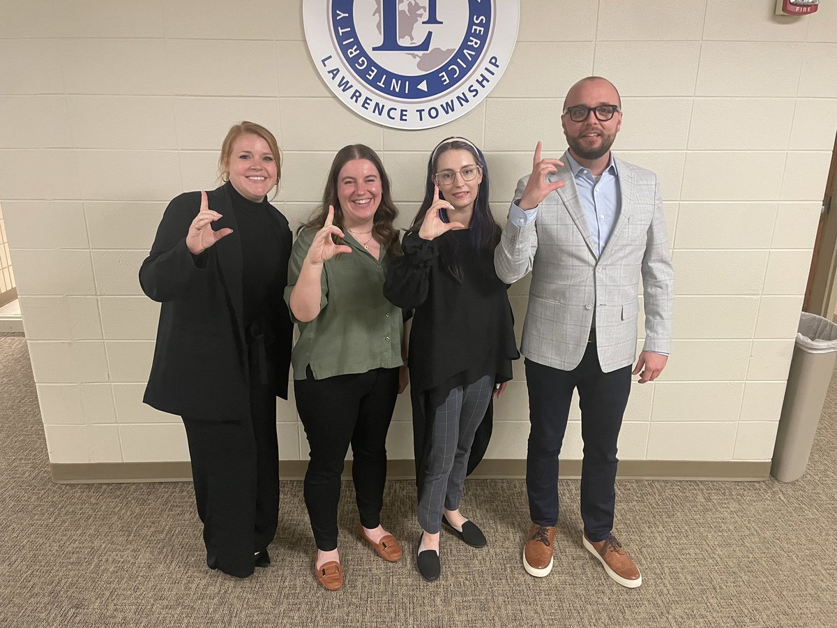 Congratulations to our 4 amazing educators that completed TLA! We look forward to you continuing your phenomenal work in the classroom and throughout the community! #BearPride #LCexcellence