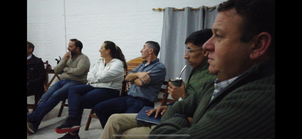 Reunión con vecinos de Colonia Valdense.
Apoyando a nuestro Candidato a Alcalde de la 9904 Gabriel Hernandez