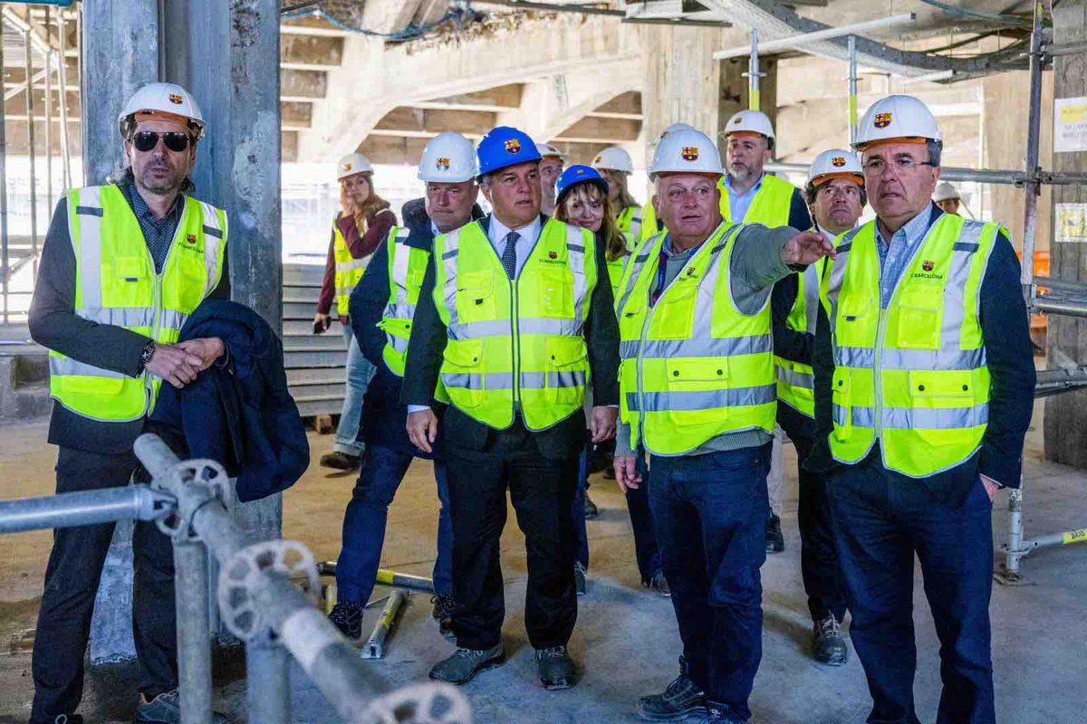 🎙️| Joan Laporta: “At the end of the year we will return to Spotify Camp Nou with a capacity of 60,000 fans.” #fcblive 🏟️🔵🔴