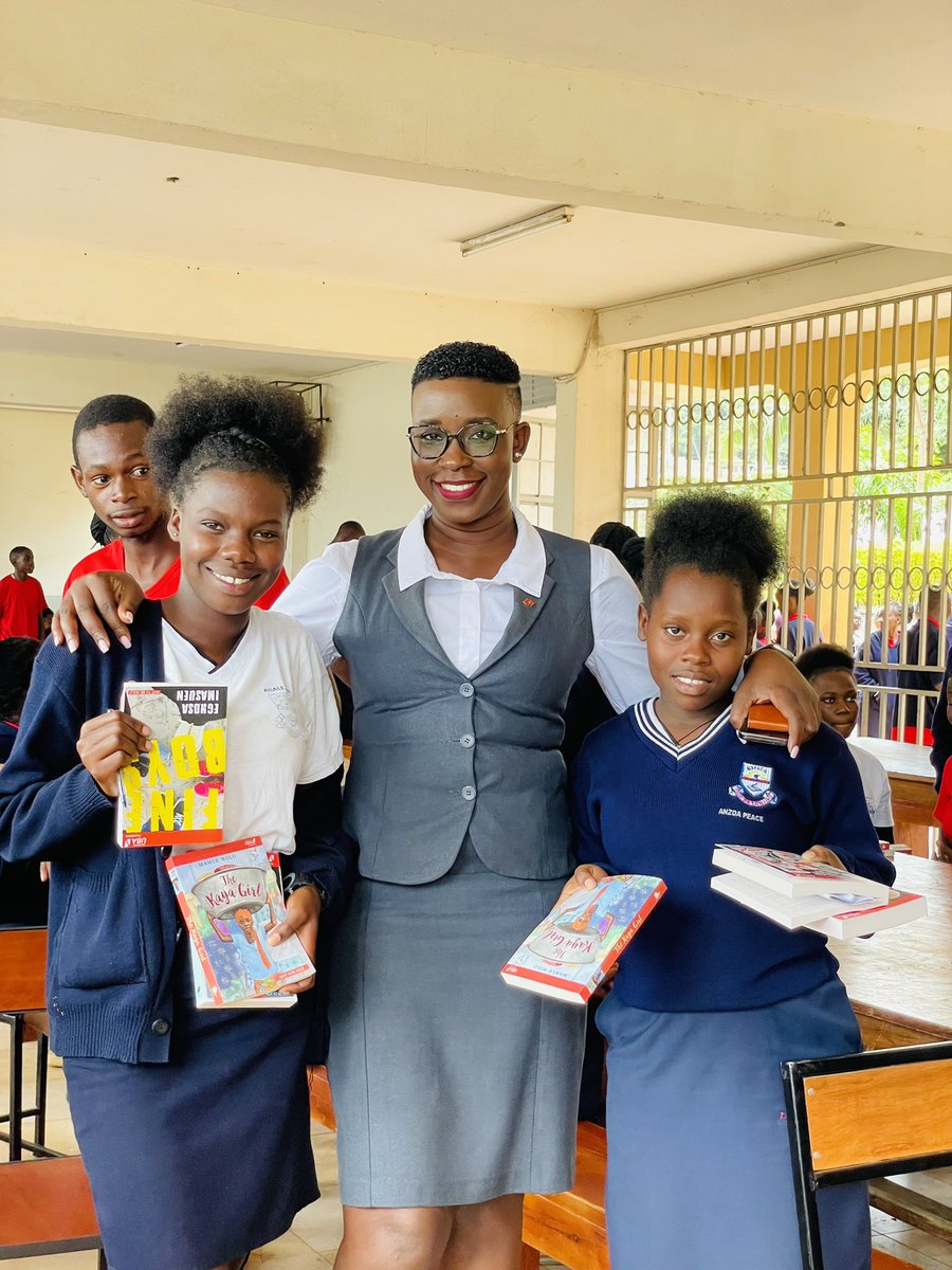 Today, through the UBA Foundation's Read Africa initiative, we had the privilege of spreading the love of reading at Emma High School! 📚 Led by our Executive Director Mr. Kisambira Kenneth and our dedicated team, we engaged with students, emphasizing the importance of literacy…