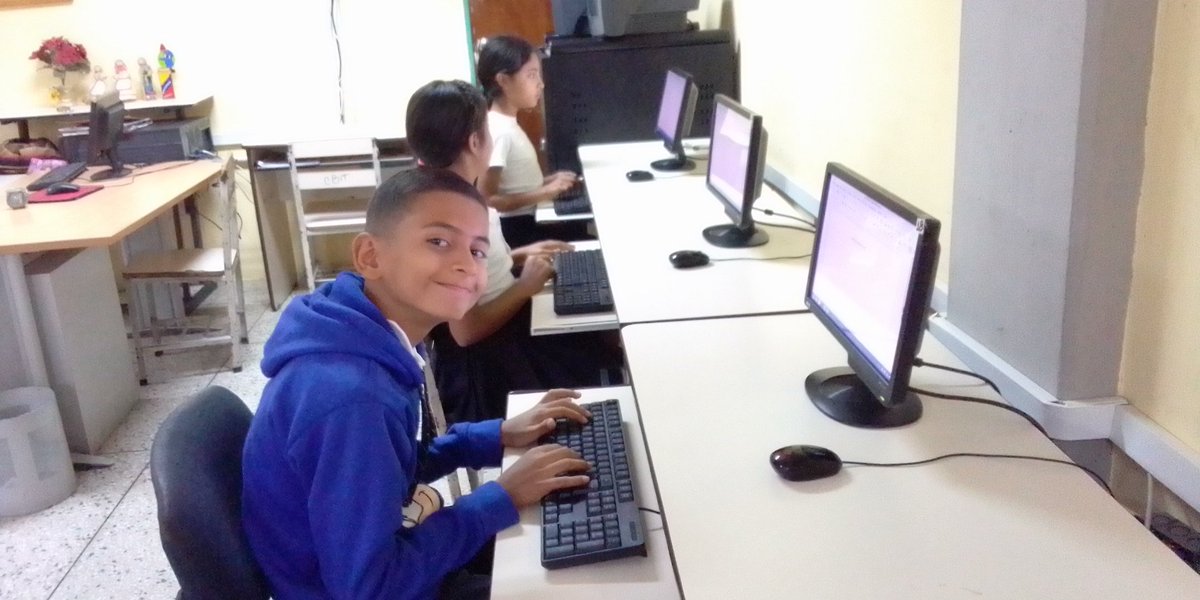 Superaula La Ermita tweet media