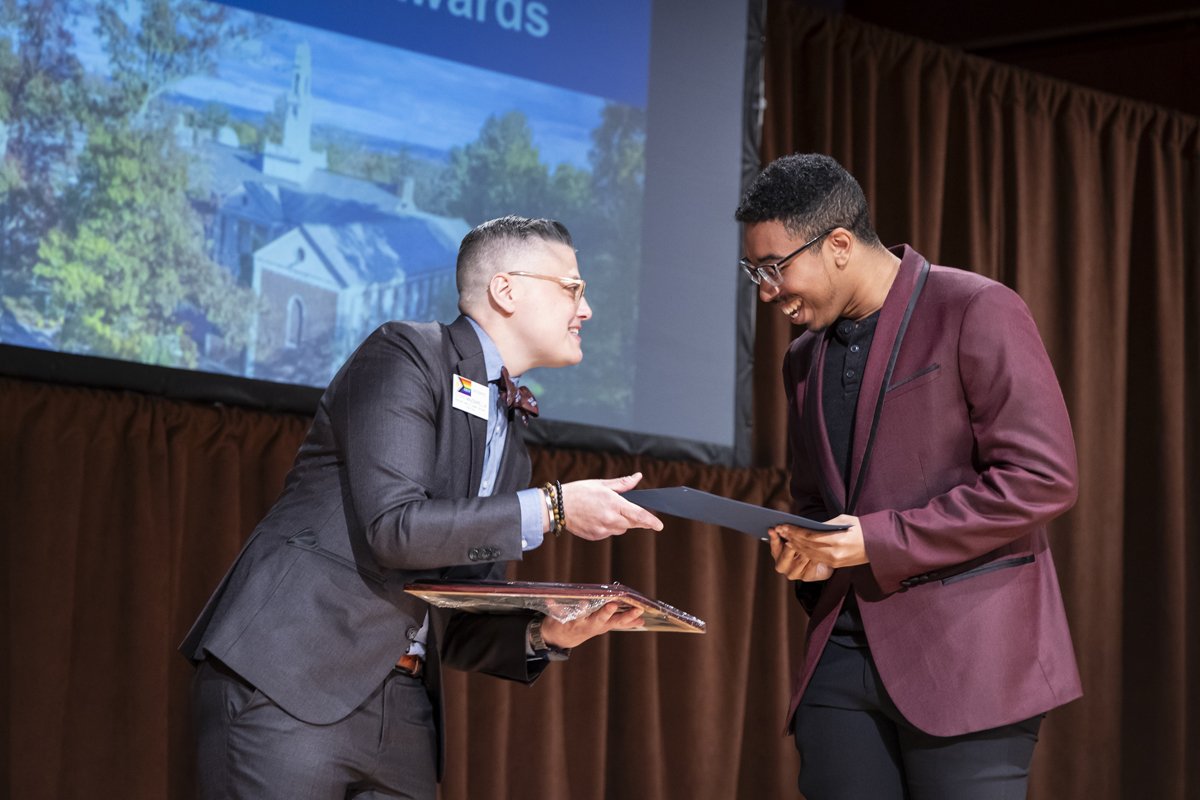 At the Community Leader Awards ceremony, #DrewU honored students, faculty, and staff who exemplified leadership within and beyond the Drew community. ow.ly/FWAF50Rn7MC