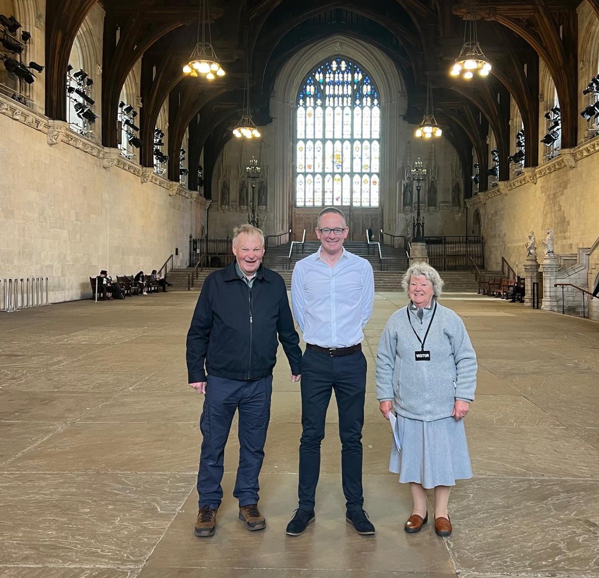 🤝 Lovely to welcome Denholm residents, John and Doreen, to Parliament this morning. If you are visiting from the #ScottishBorders and would like a tour of Westminster, don't hesitate to contact me at john.lamont.mp@parliament.uk 📩