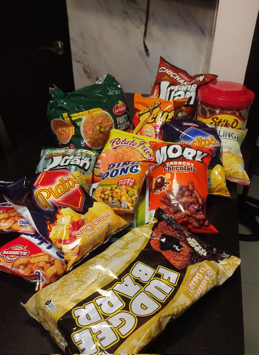 jansenangeloo's tweet photo. Welcome snacks for P' August and Ode. 😊
I am excited to get your pasalubong from Vietnam and Malaysia. Have a safe flight. See yah tomorrow 🤎

#Beckysangels https://t.co/SyPaaBtdyC