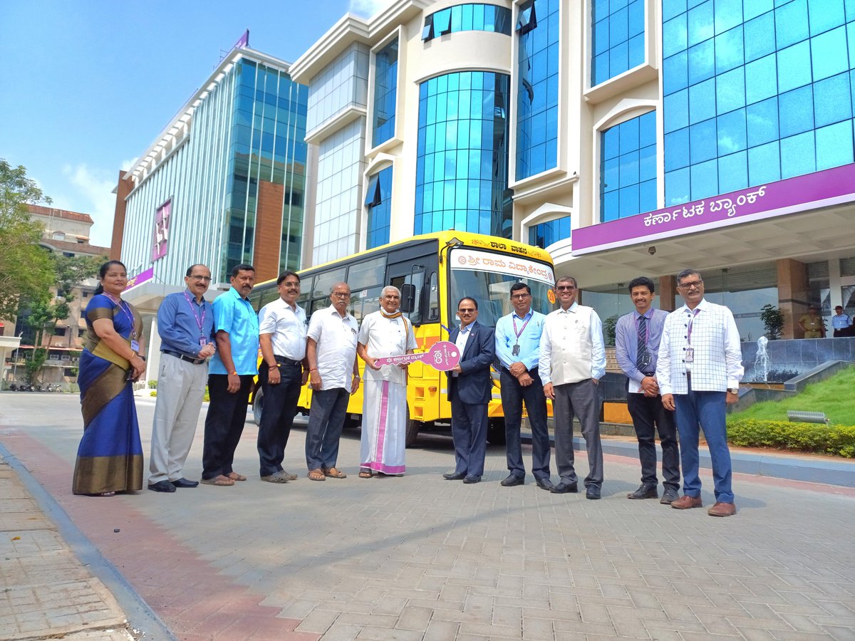 Shri Gokuldas Pai(CBO) of the Bank handed over the keys of the school bus donated under CSR initiatives to Dr. Prabhakar Bhat Kalladka, President Sri Vivekananda Vidyavardhaka Sangha, Puttur & Founder Secretary Sri Rama Vidyakendra Trust. #karnatakabank #csrinitiatives