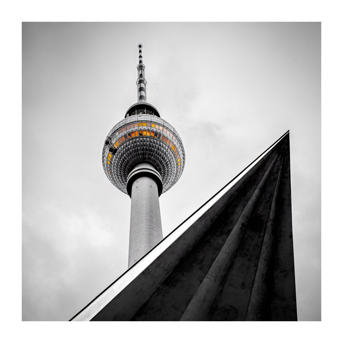 Berlin Alexanderplatz

@SonyUK @SonyAlpha @ZEISSLenses #Berlin #travelphotography #architecture