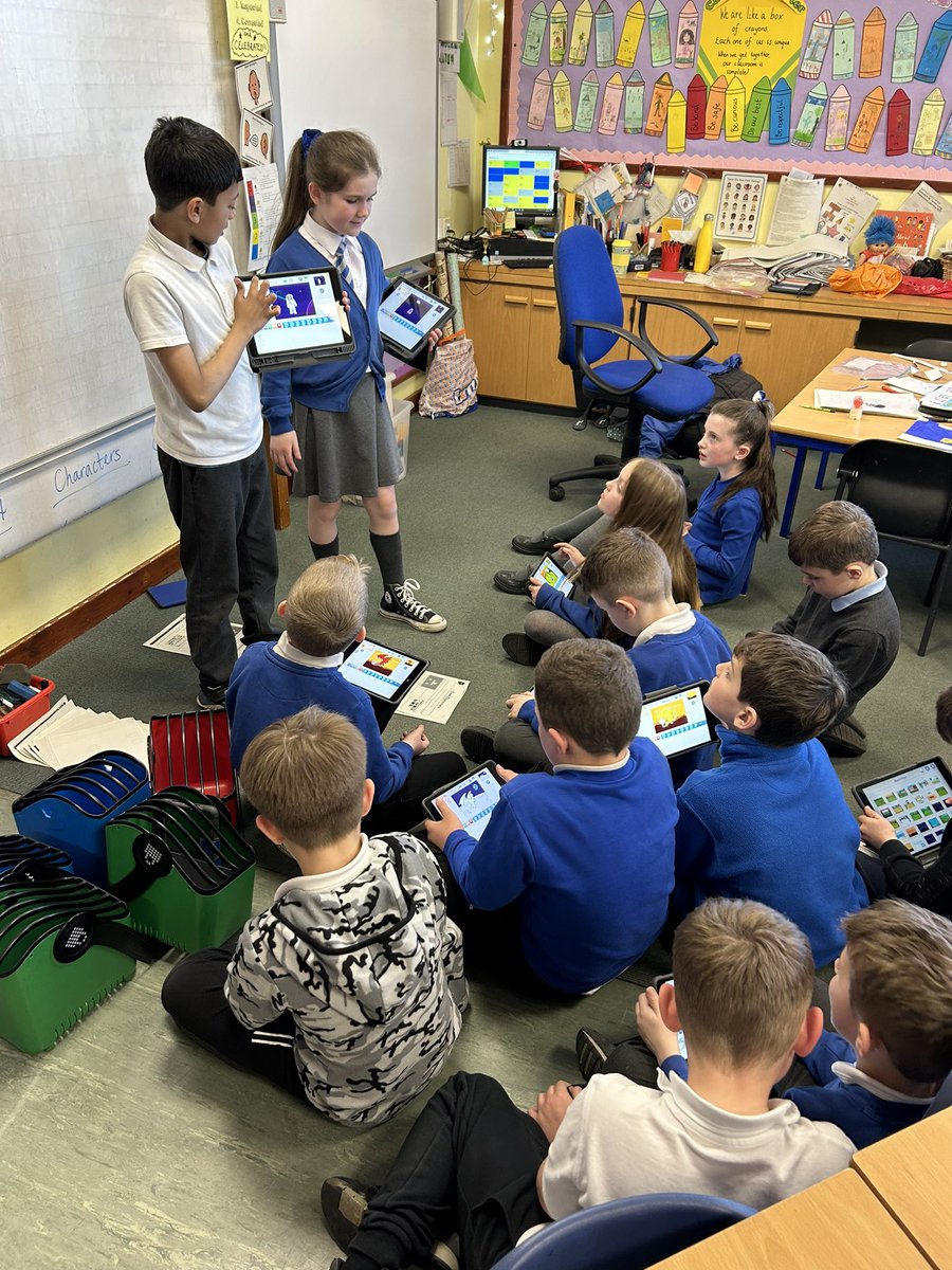 The P6 Digital Leaders worked with us this afternoon on coding skills. 👾👾#digitalleader #scratchjr