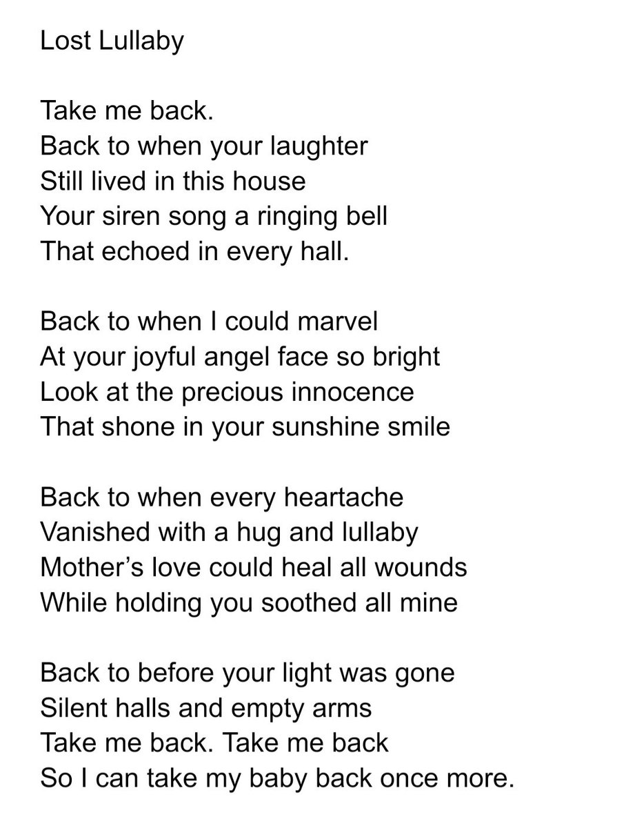 astoryscribbler's tweet image. #NaPoWriMo I promise I wrote this on Monday I just forgot to post it 😆 #poetry #poetrytwitter #PoetryMonth