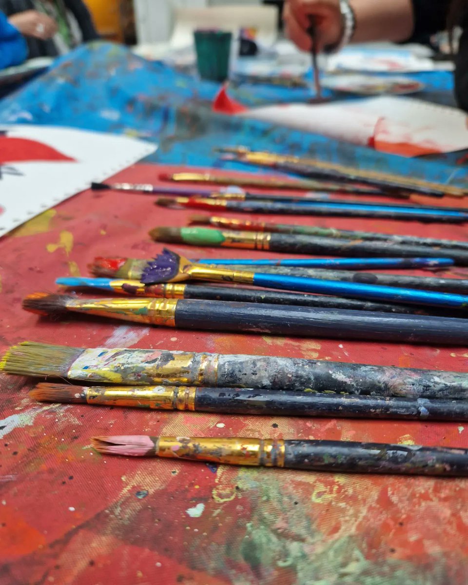 'Brushes Brushes Brushes: paint and colour everywhere! Picassos to Unite with such experimental flare! Blossom trees and snakes take the centre of one page, Sunsets and heated metaphors to depict the students rage!'... @BradfordCollege #paint #reflect #express @unitedartproject