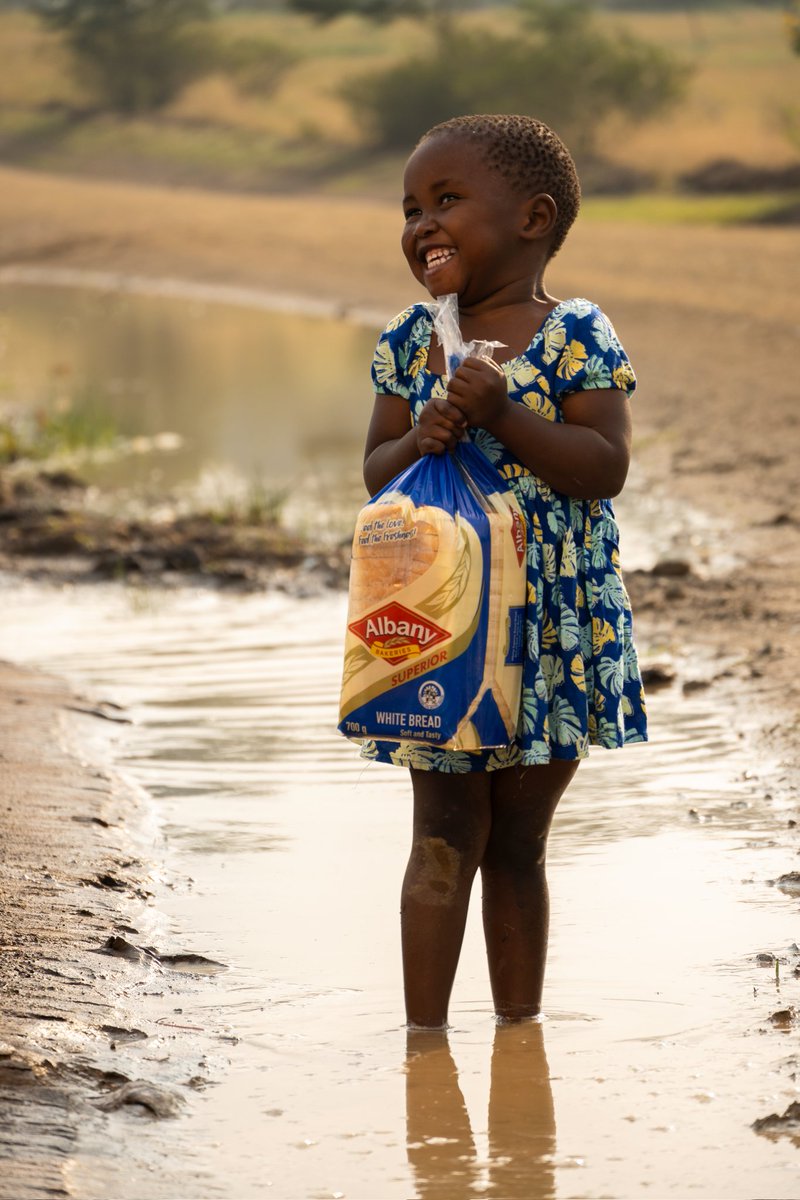 Imagine being this happy. 📷 @MjajiLungisani